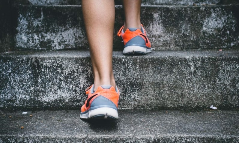 exercise during period walk on stairs